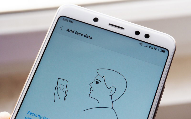 Face Unlock su Xiaomi Redmi Note 5 Pro