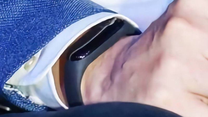Miband 3 al polso di Lei Jun